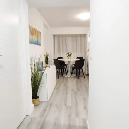 Acogedor Apartamento Familiar En Area Residencial Madrid Exterior photo